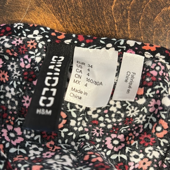 H&M dress. - Picture 6 of 6